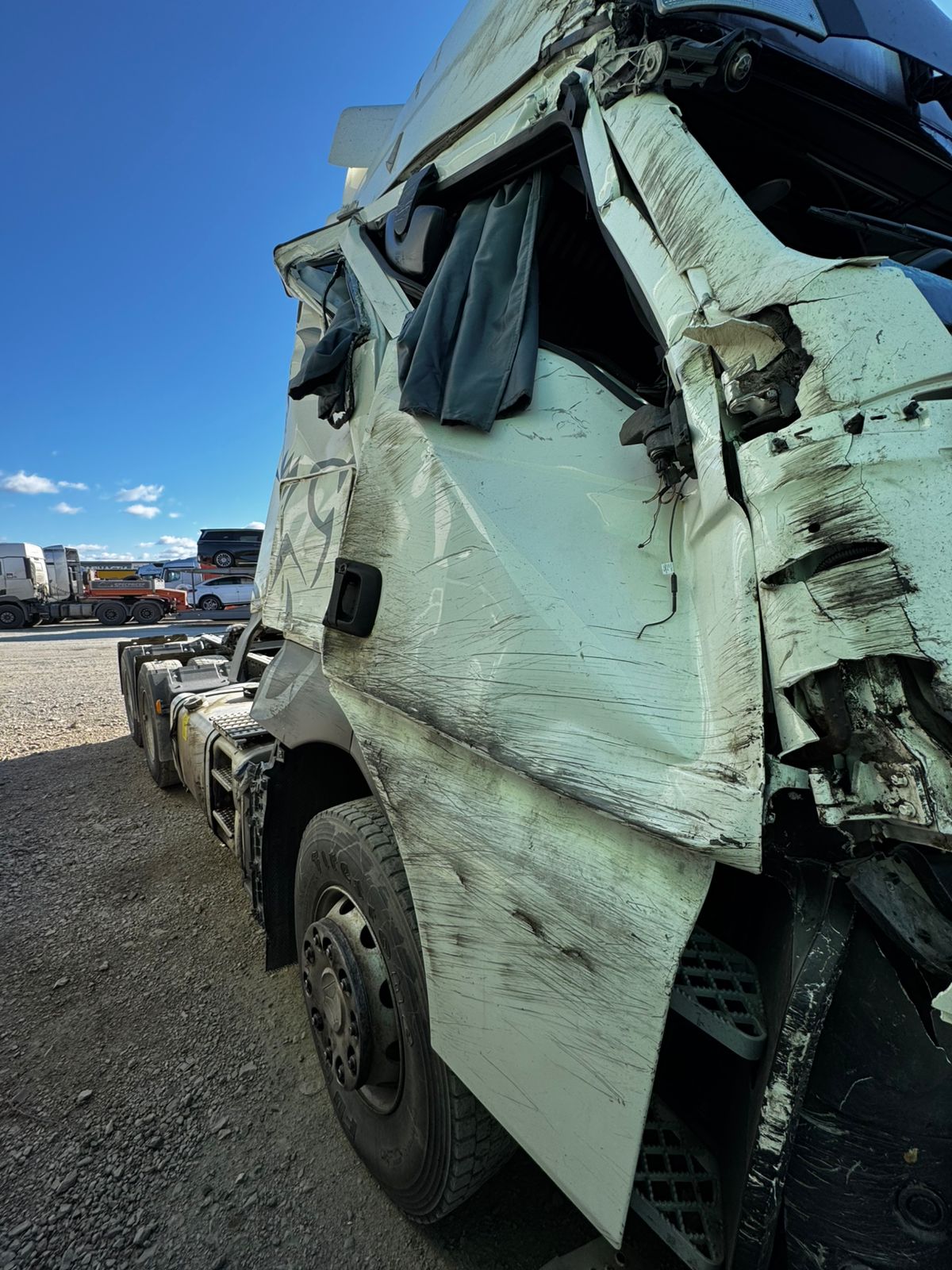 SITRAK C7H 6x4 Седельный тягач 2023 г. - фото 16